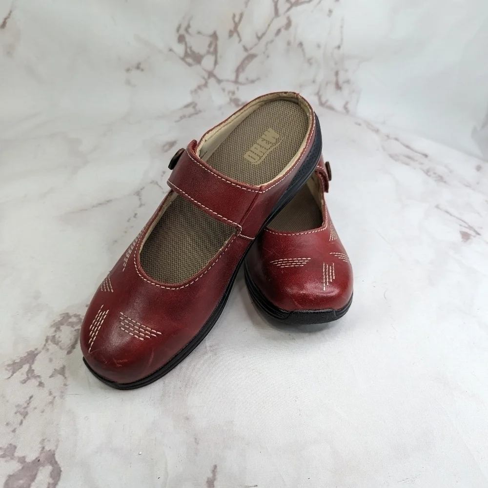 Drew Mary Jane Womens Size 38 US 8 Red Shoes Sandal Slip On Button Hook Shoes